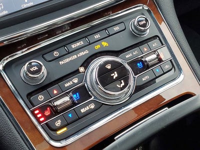 2019 Lincoln Continental Select