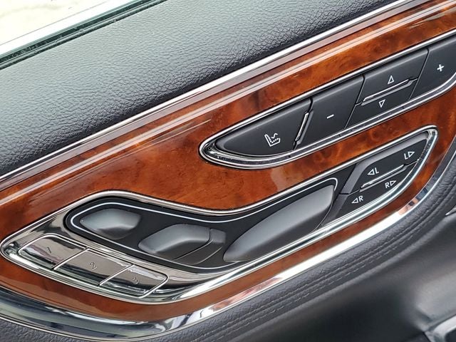 2019 Lincoln Continental Select