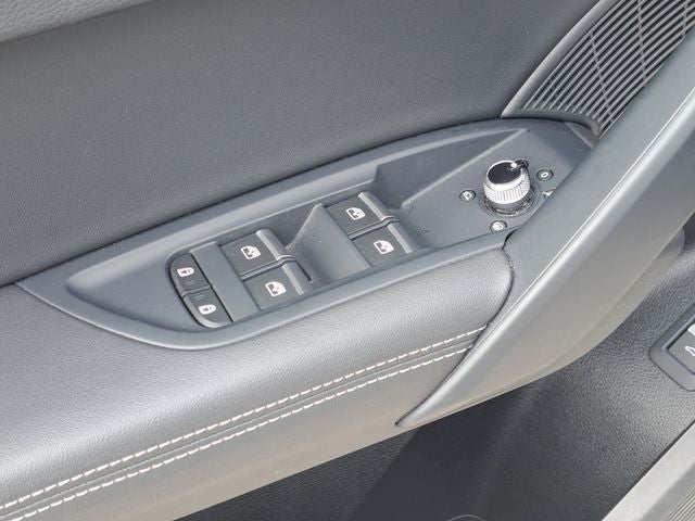 2024 Audi Q5 45 S line Premium Plus quattro