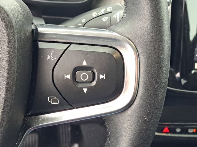 2023 Volvo XC40 Ultimate