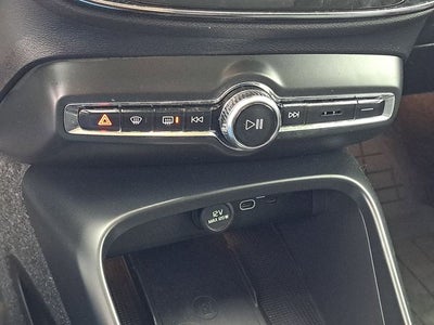 2023 Volvo XC40 Ultimate